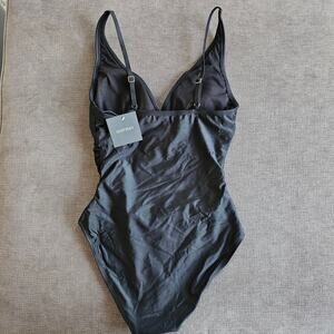 NWT Ellen Tracy Women's Black Ruched One Piece Swimsuit Size  12